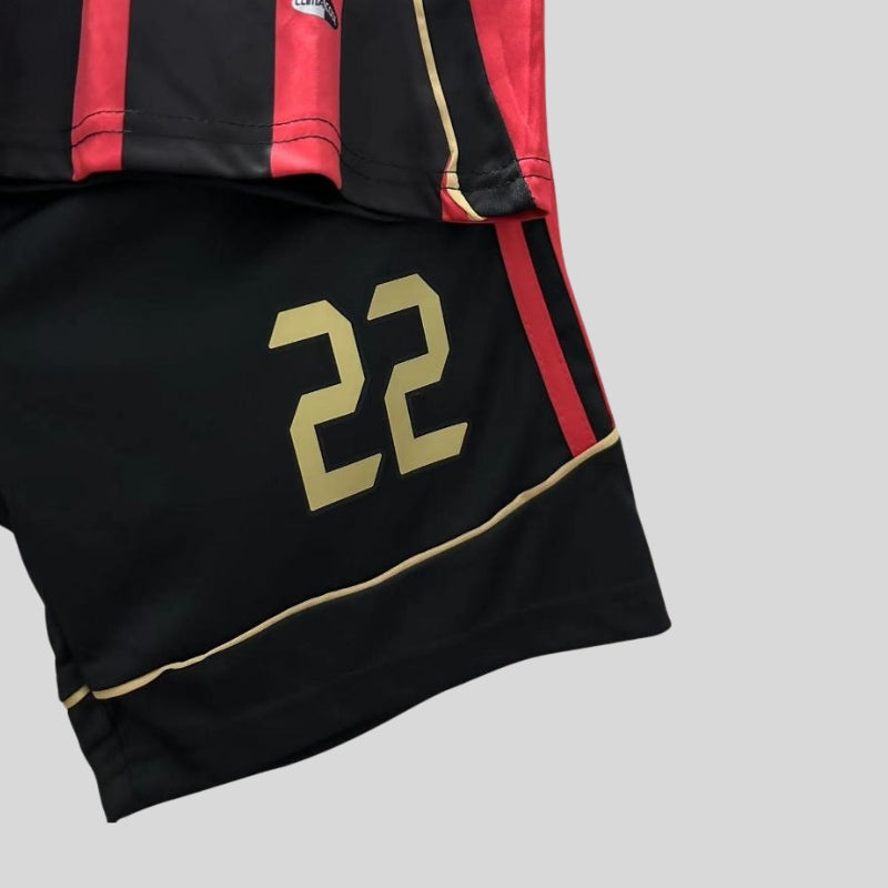 AC Milan 2007 Champions Niño