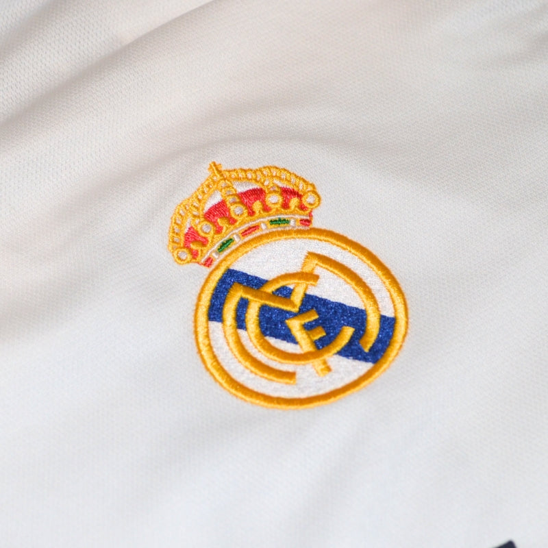 Real Madrid 2000-01 Local