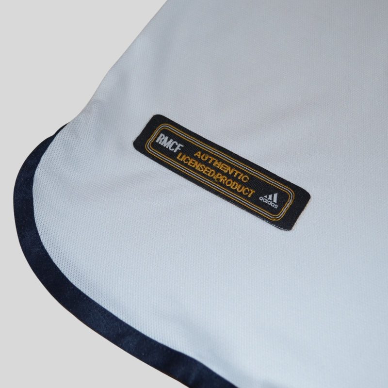 Real Madrid 2000-01 Local