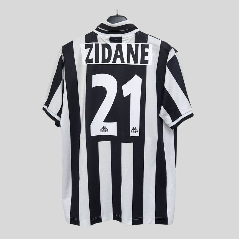 Juventus 1996 Local