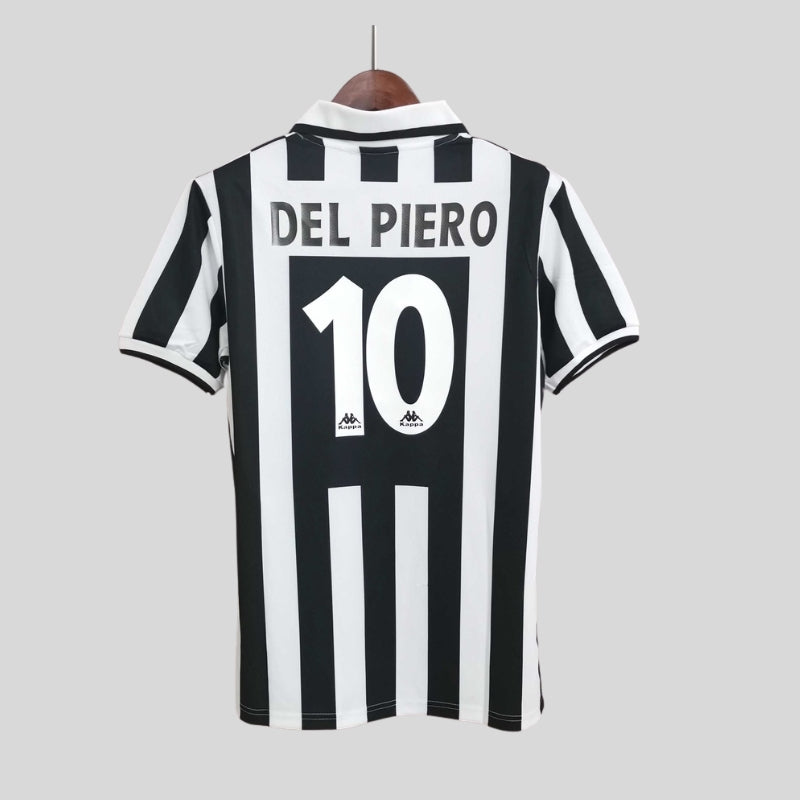 Juventus 1996 Local