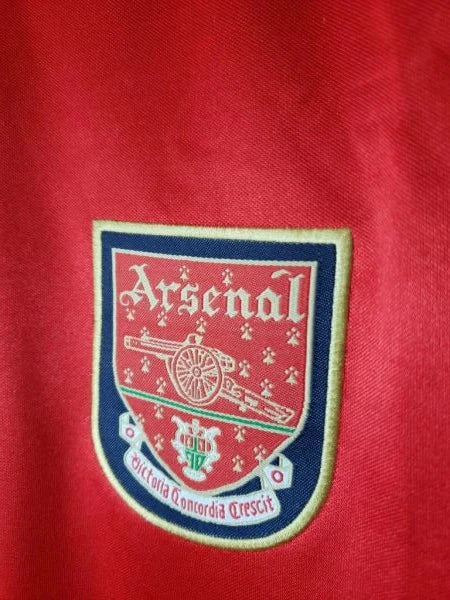 Arsenal 2000-01 Local