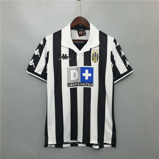 Juventus 1999-00 Local