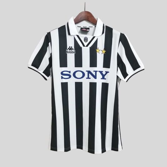Juventus 1996 Local